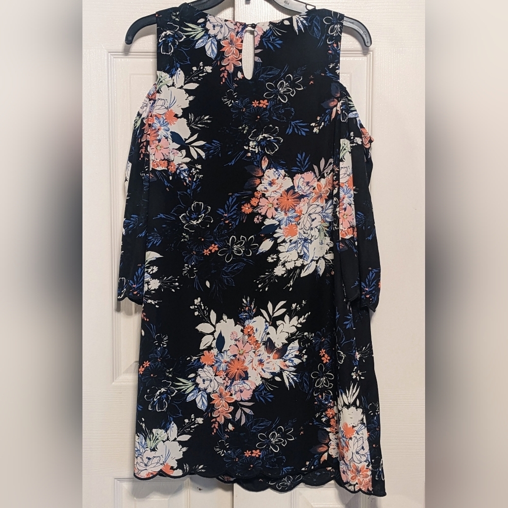 5/$25 Lily Rose Floral Dress with Necklace - Picture 3 of 8